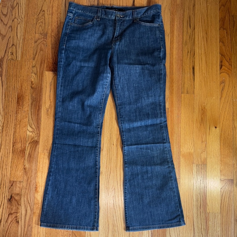 Women's Calvin Klein flare fit Blue‎ Jeans size 12
